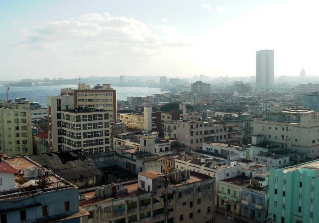 キューバ　ハバナの新市街地