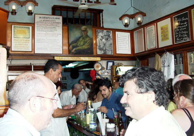 キューバ　ヘミングウェイの行きつけだった酒場