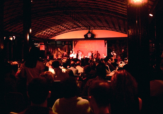 キリマンジャロ　麓キボから３泊４日の登山