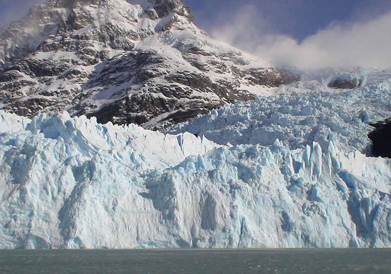 スペガツィーニ氷河