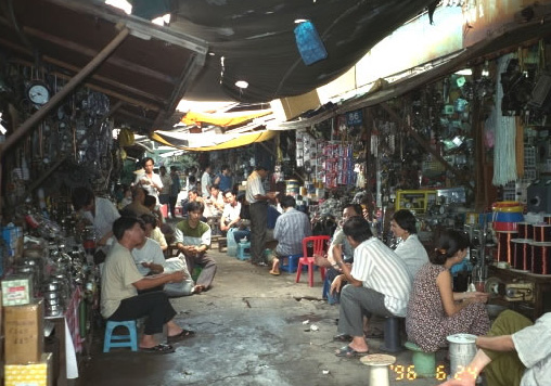 ホーチミンの市場