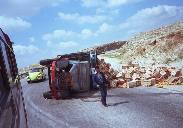 スエズ運河付近