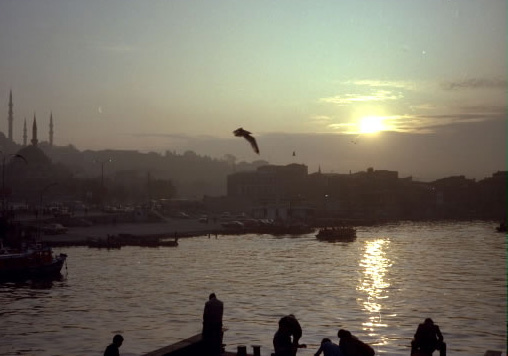 イスタンブール　ガラタ橋より